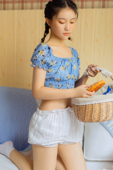 艾如背景 艾如背景