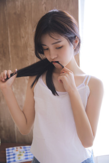 许月月修仙女配抢机缘 许月月修仙女配抢机缘