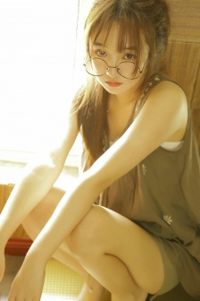 坐在学长的根茎上写句子 坐在学长的根茎上写句子