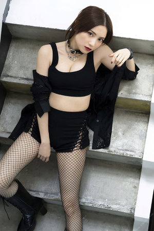 风韵犹存的美妇如狼似虎 风韵犹存的美妇如狼似虎